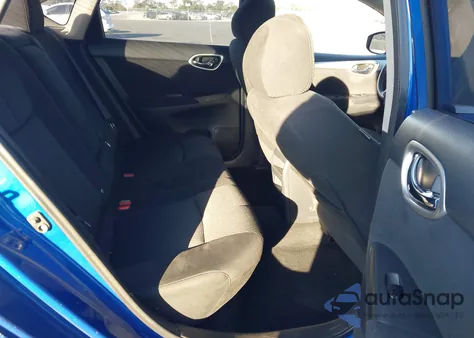 2014 Nissan Sentra Sr z USA, uszkodzony, nr VIN 3N1AB7AP2EY253923